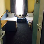 щерев Хотел *