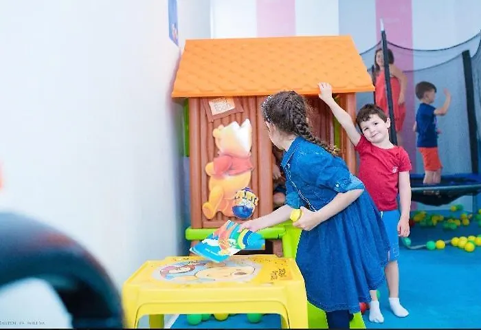 щерев Хотел *